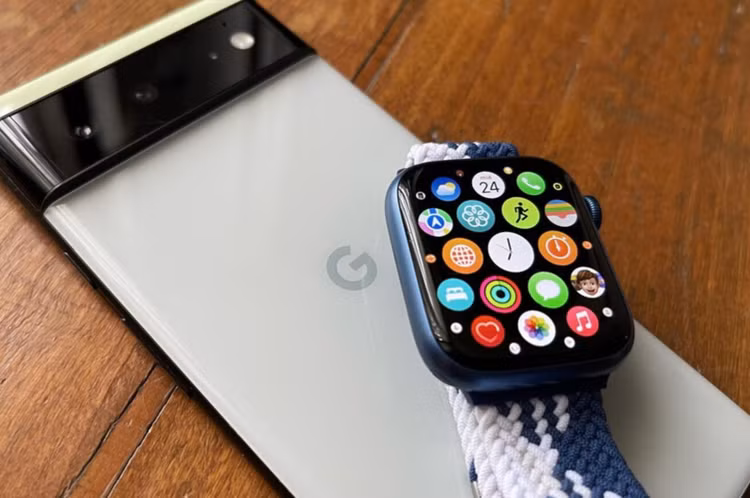 Vì sao Apple Watch không tương thích với điện thoại Android? Ảnh Cellphone
