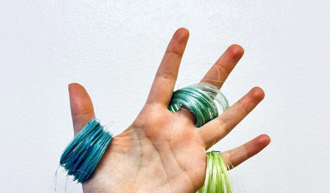 Thú vị loại vải dệt có thể "tan biến" trong nước nóng. Ảnh: Utility Research Lab