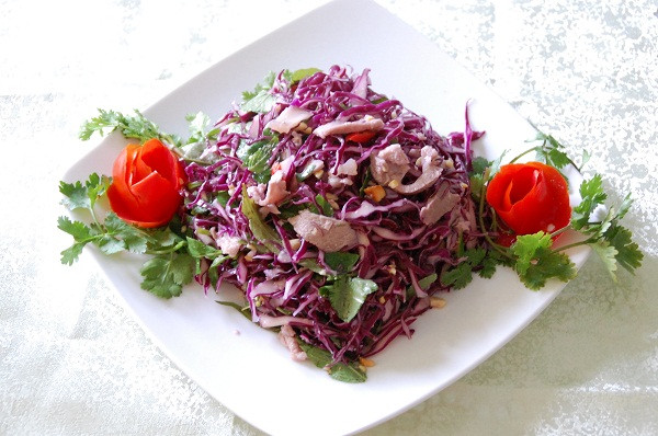Salad bắp cải tím. Ảnh minh họa