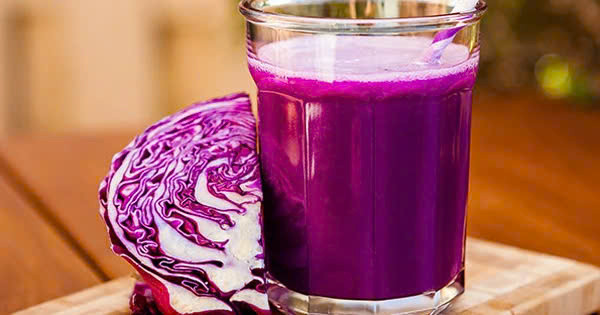Nước ép bắp cải tím. Ảnh minh họa