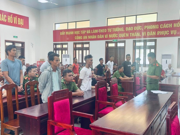 Cơ quan CSĐT Công an huyện Cư M'gar đã khởi tố tổng cộng 19 đối tượng trong các vụ hủy hoại tài sản.