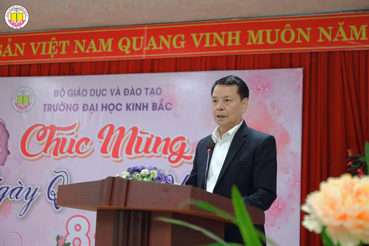 Ông Đoàn Xuân Tiếp - Bí thư Đảng ủy, Chủ tịch Hội đồng trường ĐH Kinh Bắc.