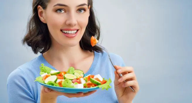 Chìa khóa để ngăn ngừa ung thư là một chế độ ăn uống cân bằng. Ảnh minh họa