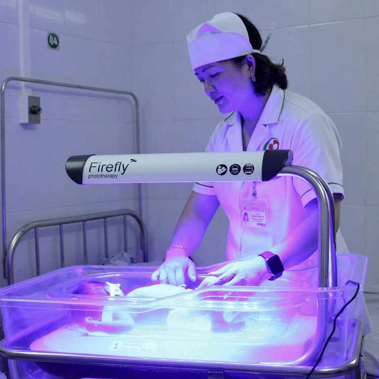 Trẻ được chăm sóc tại bệnh viện lúc mới sinh. Ảnh BVCC Trẻ được chăm sóc tại bệnh viện lúc mới sinh. Ảnh BVCC