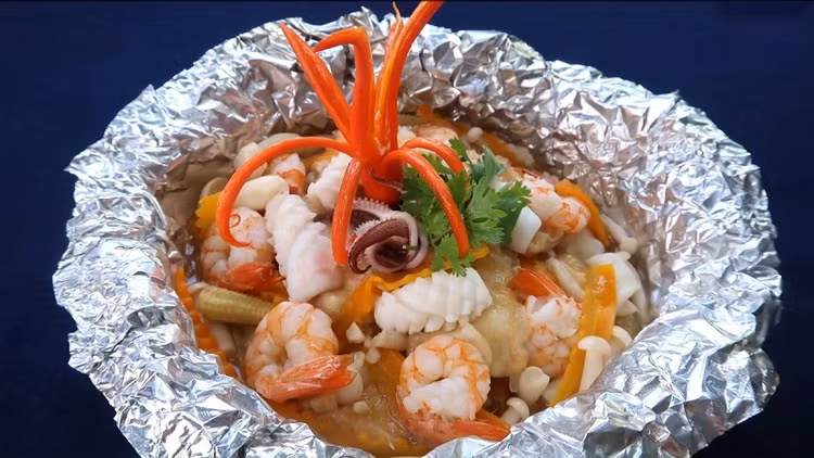 Hôm nay ăn gì: Đậu hũ hải sản thơm ngon, chuẩn vị nhà hàng ảnh 1