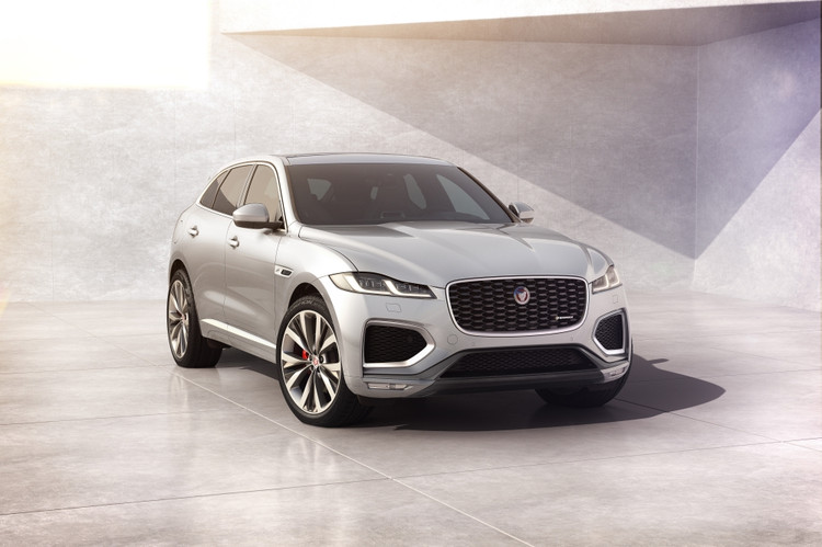 Jaguar F-Pace R-Dynamic phiên bản màu đen độc đáo với công nghệ tiên tiến ảnh 9