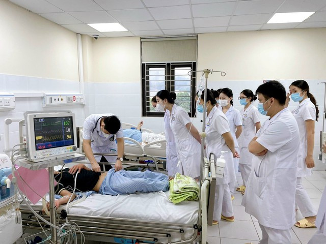 Bị mò cắn, người đàn ông ở Hòa Bình bị suy đa tạng. Ảnh suckhoevadoisong