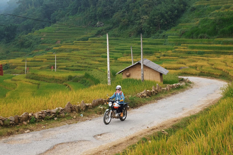 Du khách có thể phượt xe máy đến Y Tý. Nguồn: Chu Hải Yến