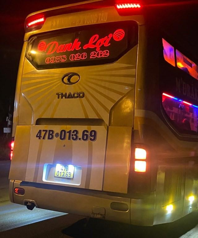 Xe khách của nhà xe Danh Lợi vận chuyển động vật không rõ nguồn gốc.