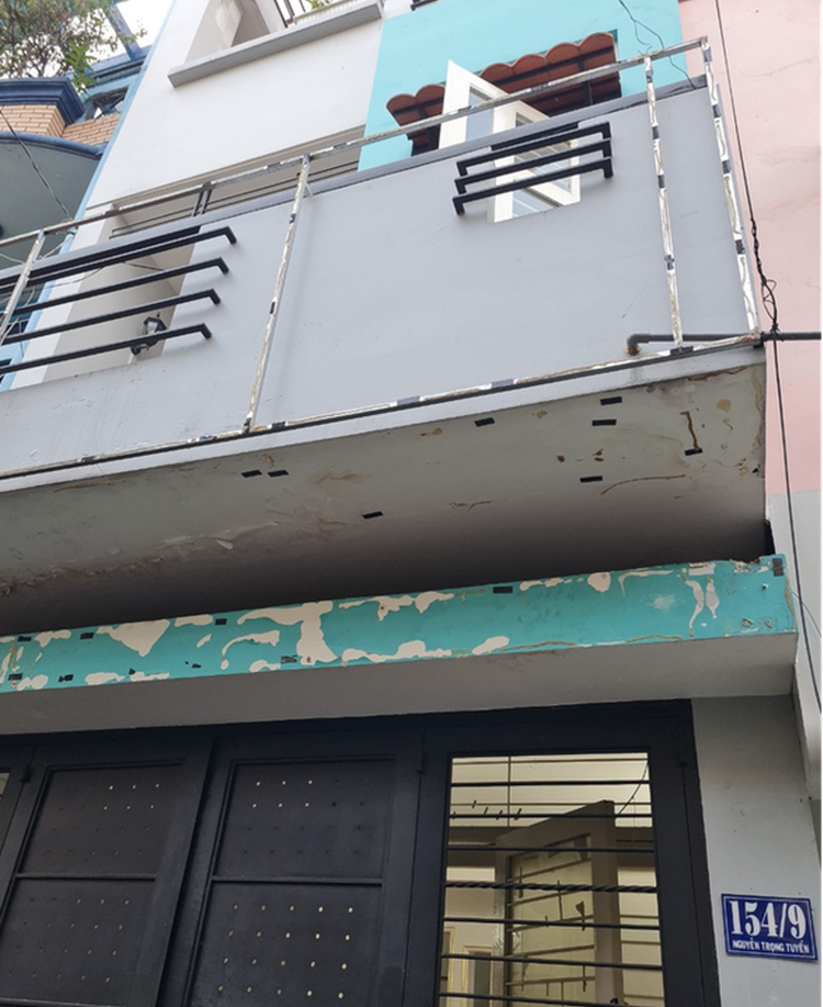 Cơ sở “chăm sóc da” Key Beauty Center sau khi gây hậu quả cho nạn nhân đã nhanh chóng biến mất khỏi hiện trường khi cơ quan chức năng tới kiểm tra.