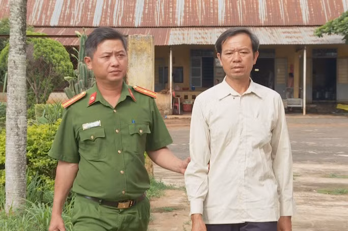 Cơ quan công an đang tạm giữ hình sự đối tượng Nguyễn Sỹ Khánh để điều tra về hành vi giết người.