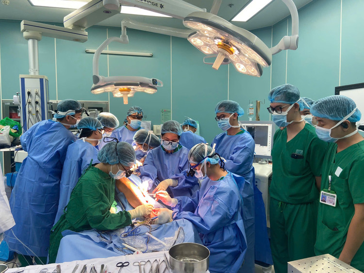 Ứng dụng công nghệ 3D phẫu thuật cho bệnh nhân bị khối u lành tính phá hủy xương. Ảnh: BVCC