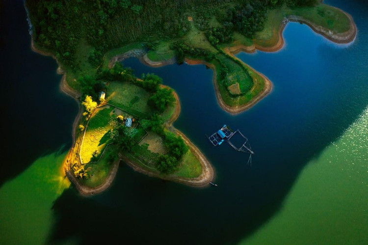 Na Hang giữa đại ngàn. Ảnh Vietravel