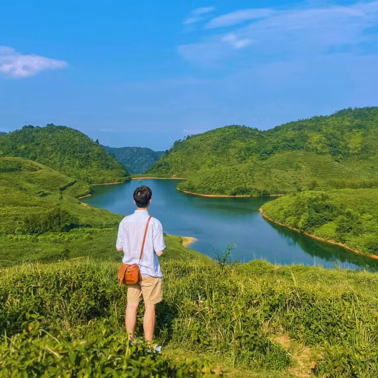 Với những món ăn đặc sắc và những điệu xòe của người thái Mai Châu, sẽ cho bạn những ngày nghỉ tràn đầy thú vị ở nơi miền sơn cước. Ảnh Chu Đức Giang