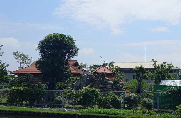 Một số công trình trái phép trên đất nông nghiệp.