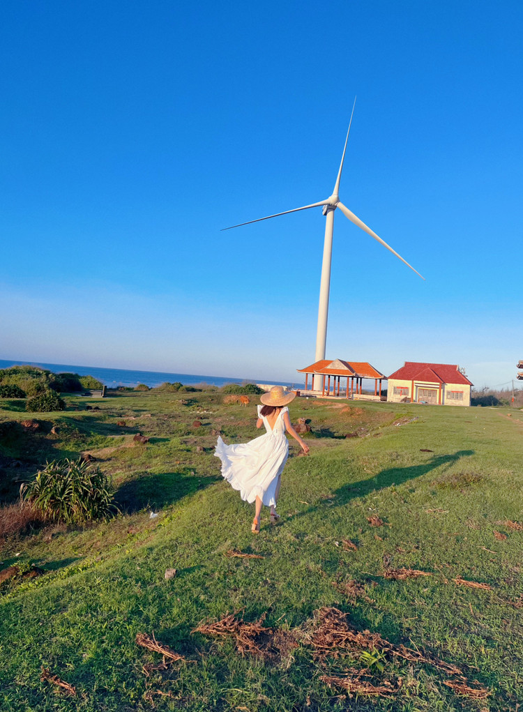 Check in phong điện đảo Phú Quý