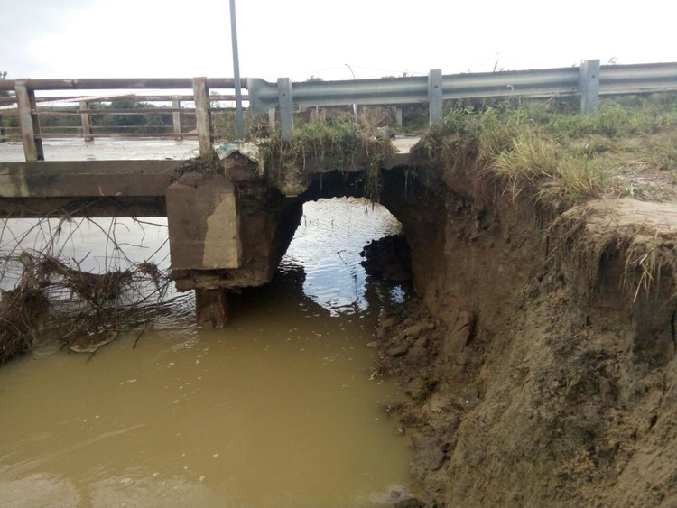 Cây cầu bị sạt lở nghiêm trọng vào tháng 12-2021