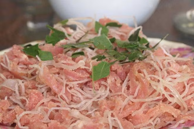 Hiểm họa từ món tái sống. Ảnh minh họa