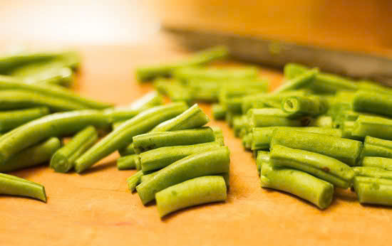 Ngăn ngừa bệnh gout: Đậu đũa có hàm lượng vitamin C dồi dào. Theo nghiên cứu hiện đại, với việc bổ sung khoảng 1.000 - 1.499mg vitamin C cho cơ thể mỗi ngày sẽ giúp giảm nguy cơ mắc bệnh gout đến 31%. Ảnh Internet