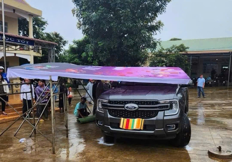 Hiện trường vụ tai nạn khiến một học sinh lớp 2 tử vong.