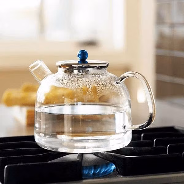 Nước đun sôi để nguội có "hạn sử dụng" bao lâu?. Ảnh minh họa