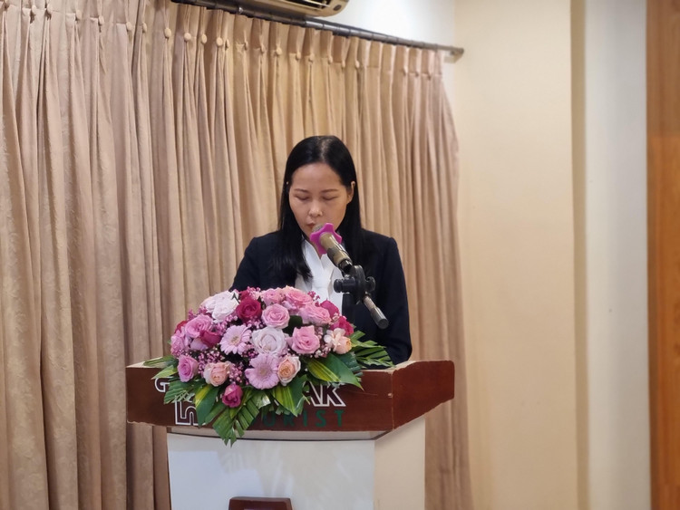 TS Ngô Thị Thanh Quý - Chủ nhiệm Ủy ban Kiểm Tra Liên LHCHKT&KT Việt Nam phát biểu khai mạc hội thảo.