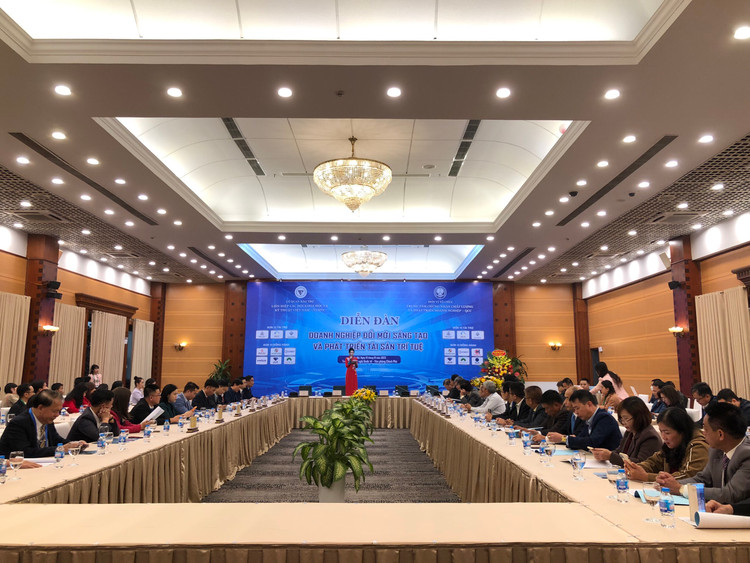 Toàn cảnh Diễn đàn “Doanh nghiệp đổi mới sáng tạo và Phát triển tài sản trí tuệ” năm 2022