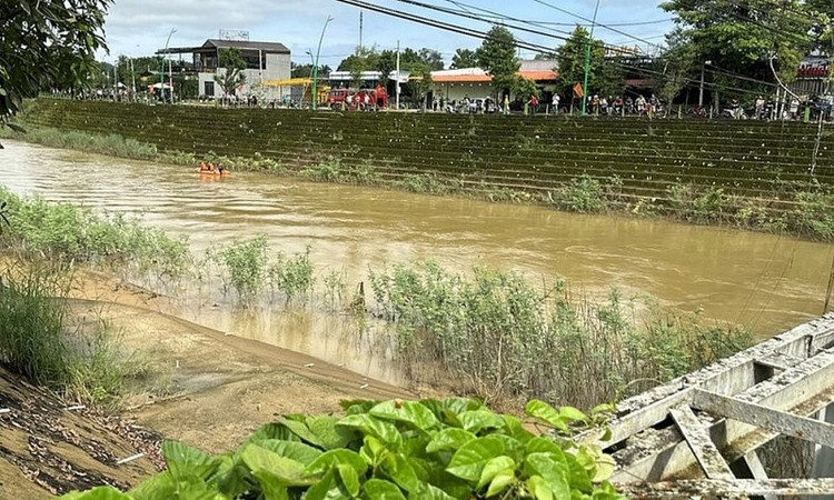 Vị trí xảy ra vụ tai nạn trên sông Đạ Tẻh (huyện Đạ Tẻh, tỉnh Lâm Đồng).