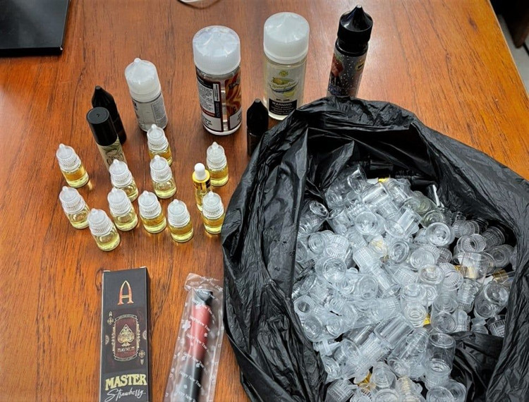 Các loại ma tuý, chất kích thích, thuốc mê bày bán trôi nổi trên thị trường, trong đó có ma tuý “nước biển”. Ảnh Internet