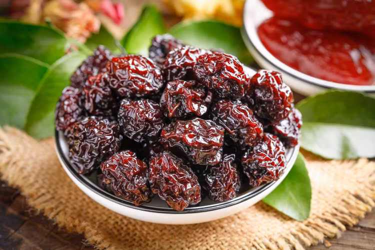 Mận sấy khô. Ảnh minh họa