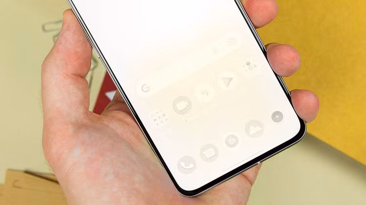 Một chiếc điện thoại bị burn-in. Ảnh minh họa