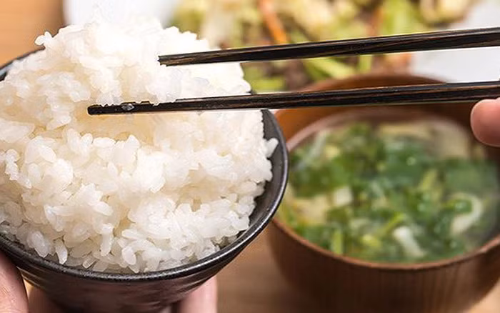 Tại sao người Nhật cũng ăn cơm nhưng đường huyết luôn được kiểm soát? Ảnh minh họa Tại sao người Nhật cũng ăn cơm nhưng đường huyết luôn được kiểm soát? Ảnh minh họa