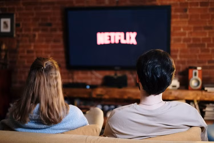 Netflix sẽ chạy quảng cáo để tăng nguồn thu ảnh 1