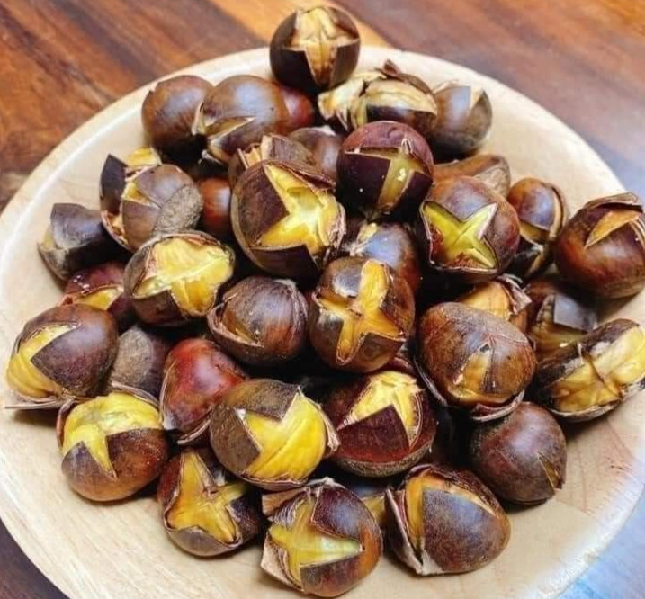 Những thực phẩm &quot;đại kỵ&quot; hạt dẻ không phải ai cũng biết