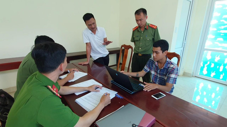 Đối tượng Y Huy Byă tại cơ quan Công an. Đối tượng Y Huy Byă tại cơ quan Công an.