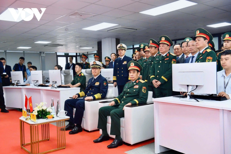 Dau an Giao luu huu nghi bien gioi quoc phong Viet Nam - Trung Quoc lan thu 9-Hinh-19