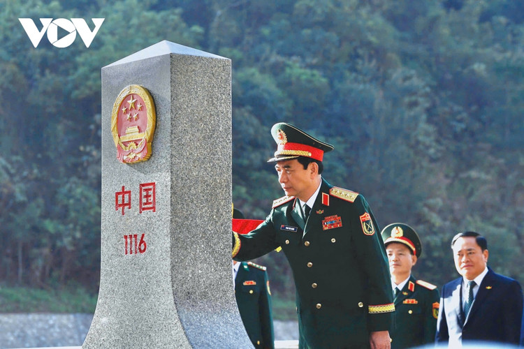 Dai tuong Phan Van Giang du Giao luu huu nghi quoc phong bien gioi Viet - Trung-Hinh-2