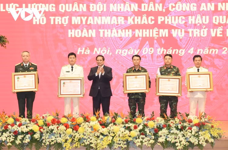 Thu tuong Pham Minh Chinh tuyen duong luc luong ho tro khac phuc dong dat tai Myanmar-Hinh-2