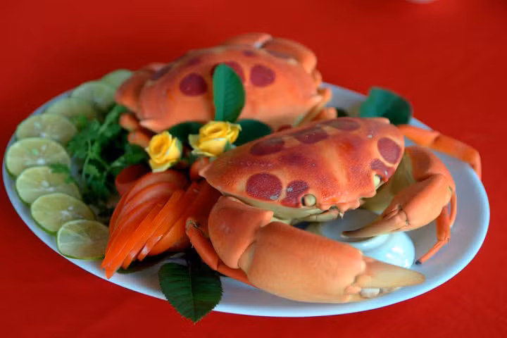 Cua huỳnh đế không thể bỏ lỡ khi đến đảo Phú Quý. Ảnh ivivu Cua huỳnh đế không thể bỏ lỡ khi đến đảo Phú Quý. Ảnh ivivu