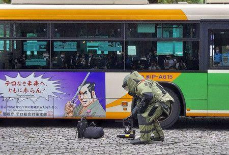 Lực lượng chống khủng bố làm nhiệm vụ trước lễ tang. Ảnh: NS