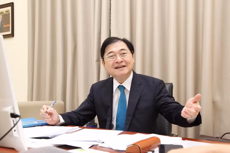 TSKH Phan Xuân Dũng, Chủ tịch Liên hiệp các Hội Khoa học và Kỹ thuật Việt Nam.