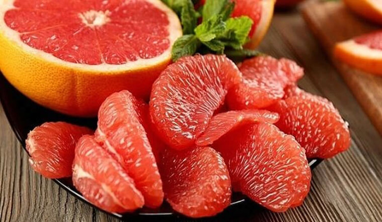 Mẹo giảm cân bằng bưởi để có da đẹp, dáng xinh đón Tết