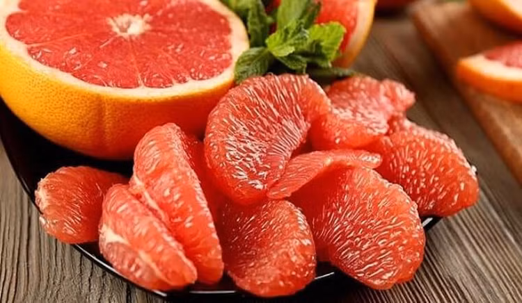 Mẹo giảm cân bằng bưởi để có da đẹp, dáng xinh đón Tết