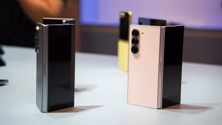 Galaxy Z Fold6: Đa nhiệm tối ưu với AI trên màn hình lớn. Ảnh Thế Anh