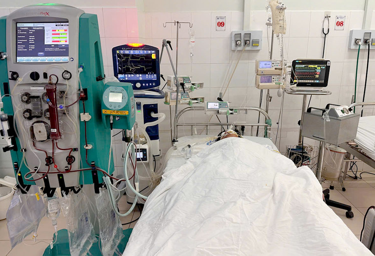 Bệnh nhân vào viện trong tình trạng nặng, nguy kịch. Ảnh BVCC