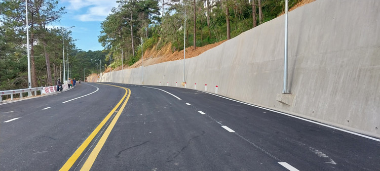 Tuyến đèo Prenn thông xe tạm thời trong 5 ngày để phục vụ nhu cầu đi lại dịp Tết Dương lịch 2024.