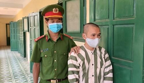 Đối tượng Phạm Ngọc Huỳnh tại cơ quan Công an. Đối tượng Phạm Ngọc Huỳnh tại cơ quan Công an.