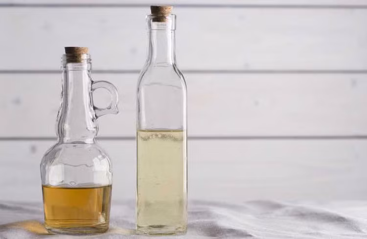 Theo các nghiên cứu được thực hiện bởi Vinegar Institutem, thời hạn sử dụng của giấm gần như vô thời hạn. Ảnh minh họa
