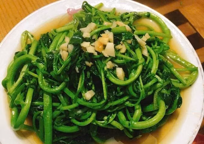 Loại rau bán đầy ở chợ Việt được CDC Mỹ đánh giá "tốt nhất thế giới". Ảnh minh họa