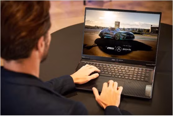 Laptop MSI Stealth 18 và Stealth 16 phiên bản Mercedes-AMG Motorsport 2024 chính thức có mặt tại Việt Nam. Ảnh Cellphone